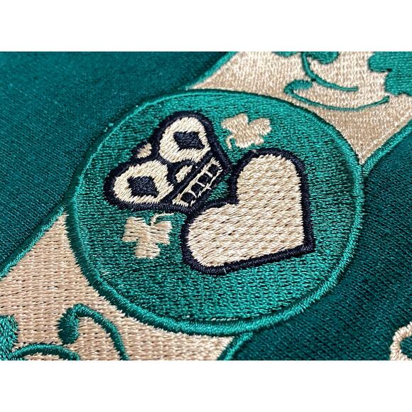 Ireland Green Hanes ComfortBlend Sweatshirt Size S Floral Heart Graphic Pullover - Picture 4 of 7